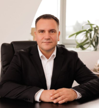 Старший партнер платформы АйКастомс, Владимир Аксенов
Старший партнер платформы АйКастомс, Владимир Аксенов