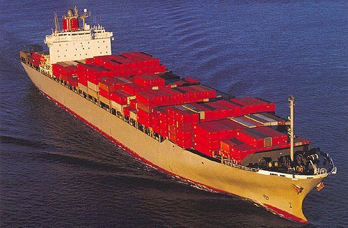 Морская доставка грузов: как организовать её грамотно