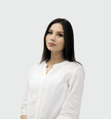 销售及发展经理 iCustoms, Yulia Kovalskaya